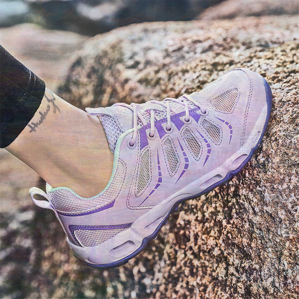 Sumer Round Tip Silver Sneaker - đánh giá và giá Wedding Supply Canada